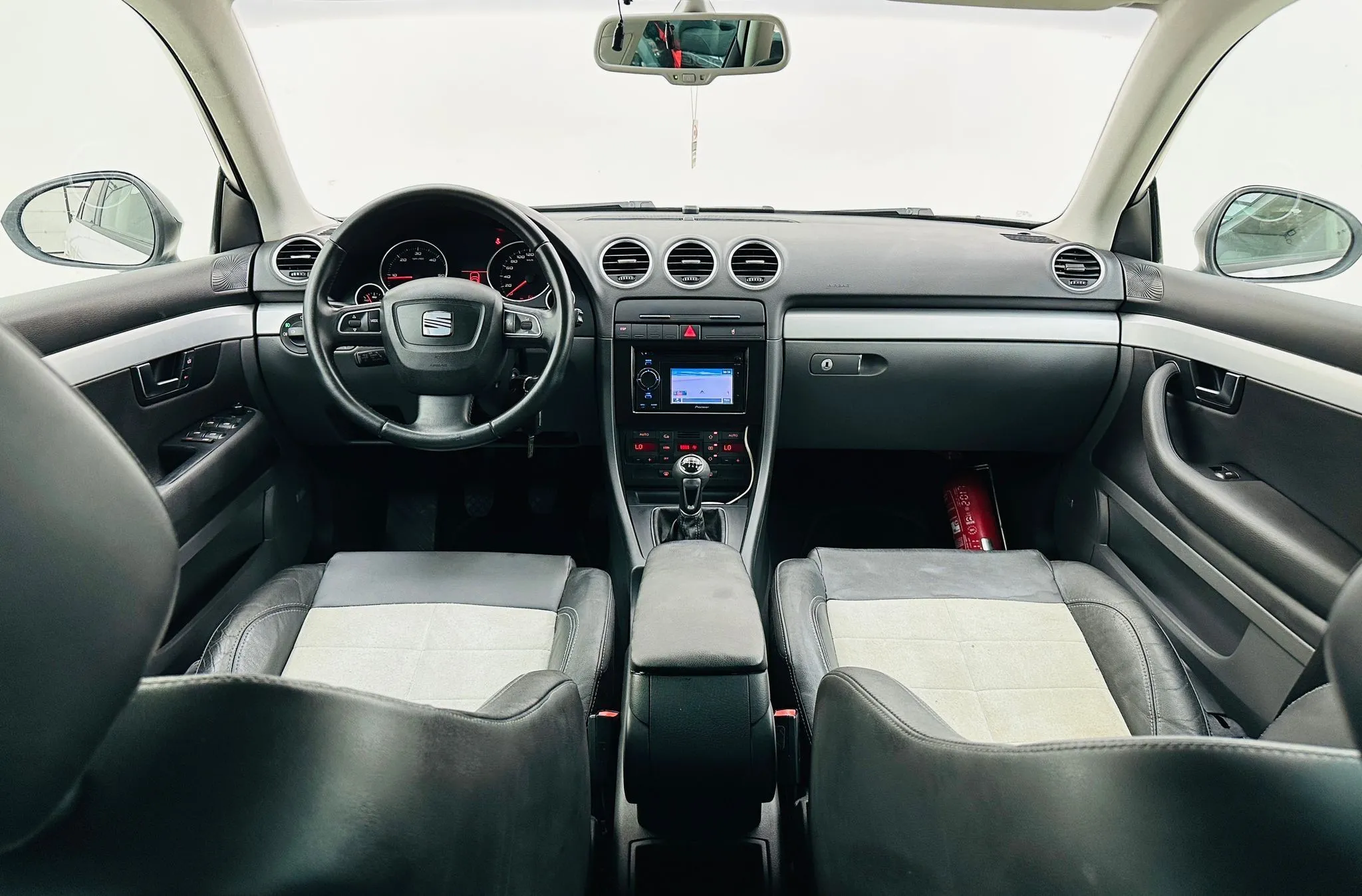 SEAT EXEO 2012 2.0D E5 GARANTIE 12 LUNI Rate Avans 0 Doar Cu Buletinul