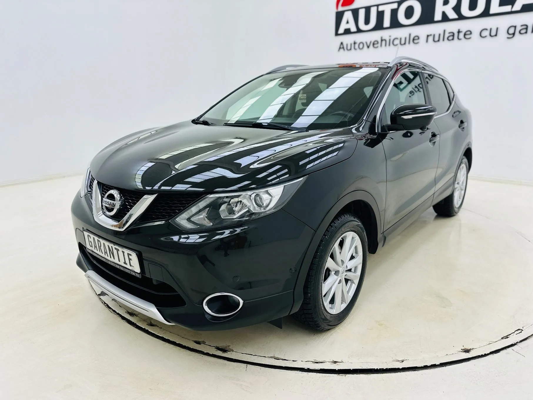 NISSAN Qashqai 2014 1.5D E5 GARANTIE 12 LUNI Rate Avans 0 Doar cu Buletinul 2014 - WOW Auto Rulate