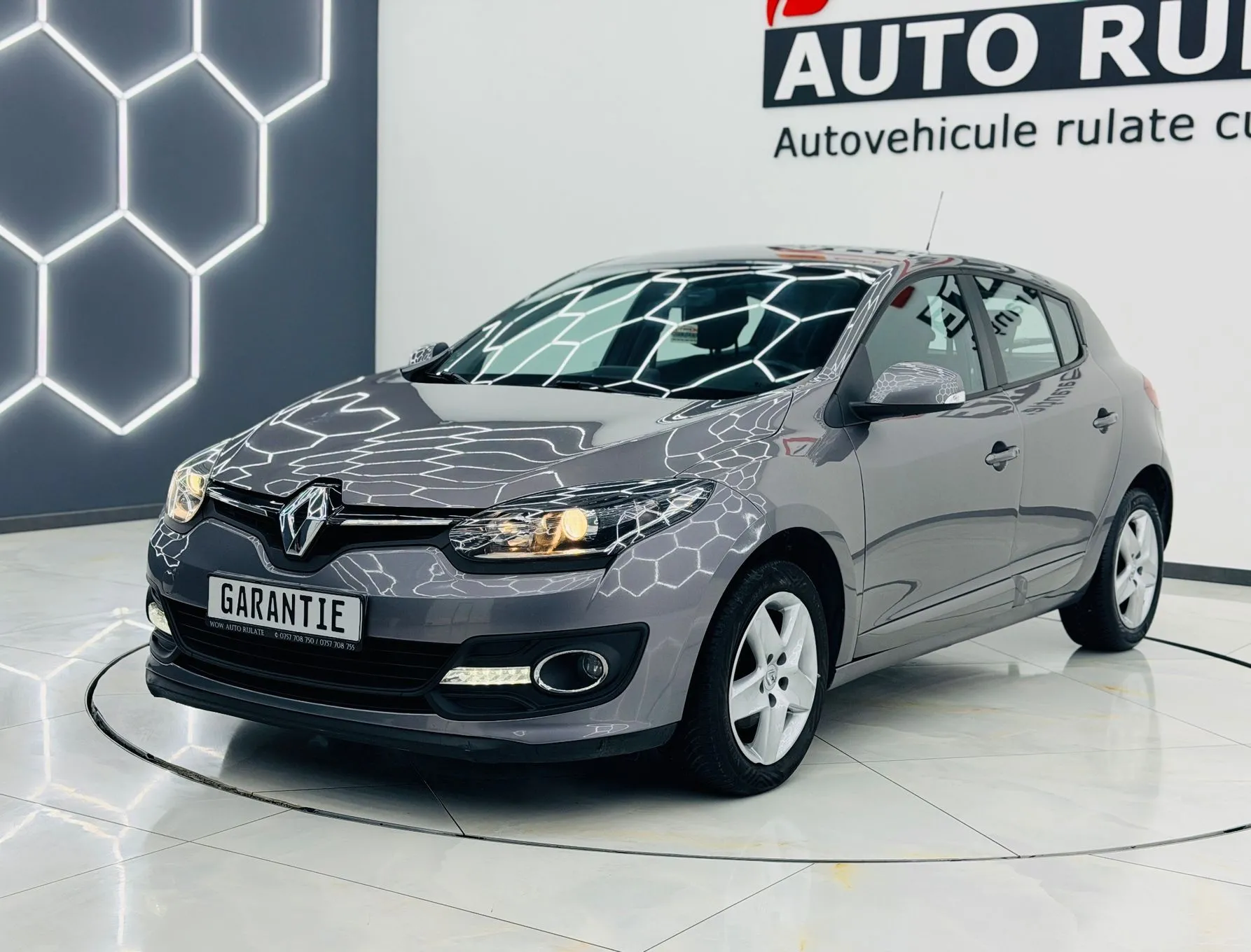 RENAULT MEGANE 2015 1.2i E6 Garantie 12 Luni Rate Avans 0 Doar Cu Buletinul 2015 - WOW Auto Rulate