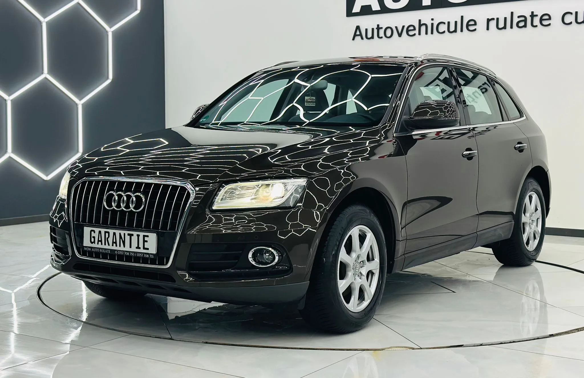 AUDI Q5 2015 2.0D E6 Garantie 12 Luni Rate Avans 0 Doar Cu Buletinul 2015 - WOW Auto Rulate