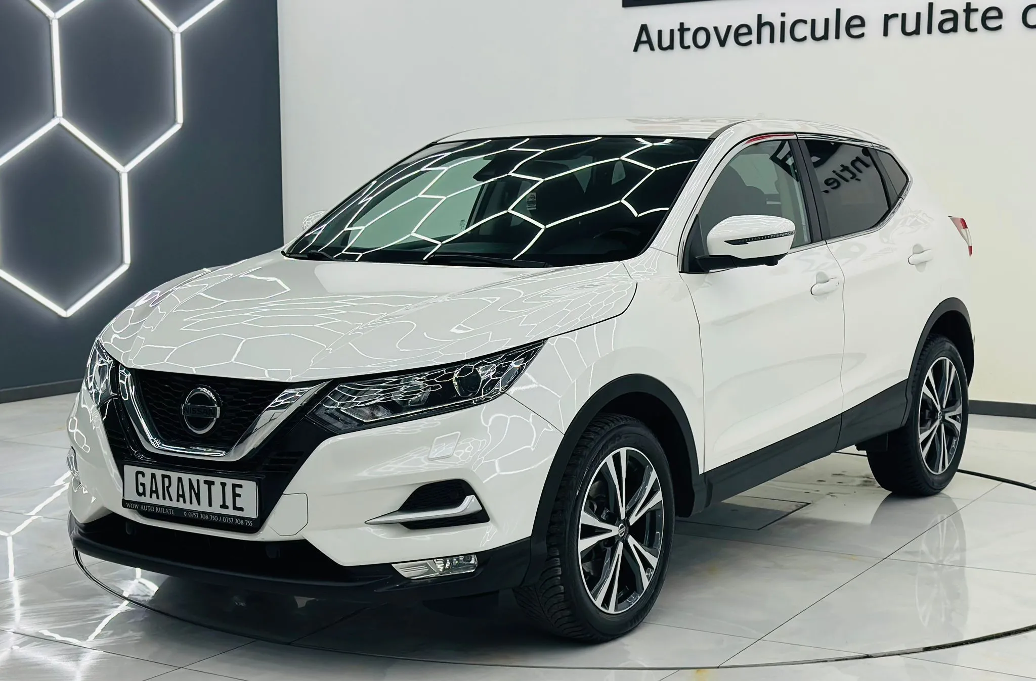 NISSAN Qashqai 2019 1.3i E6 Garantie 12 Luni Rate Avans 0 Doar Cu Buletinul 2019 - WOW Auto Rulate