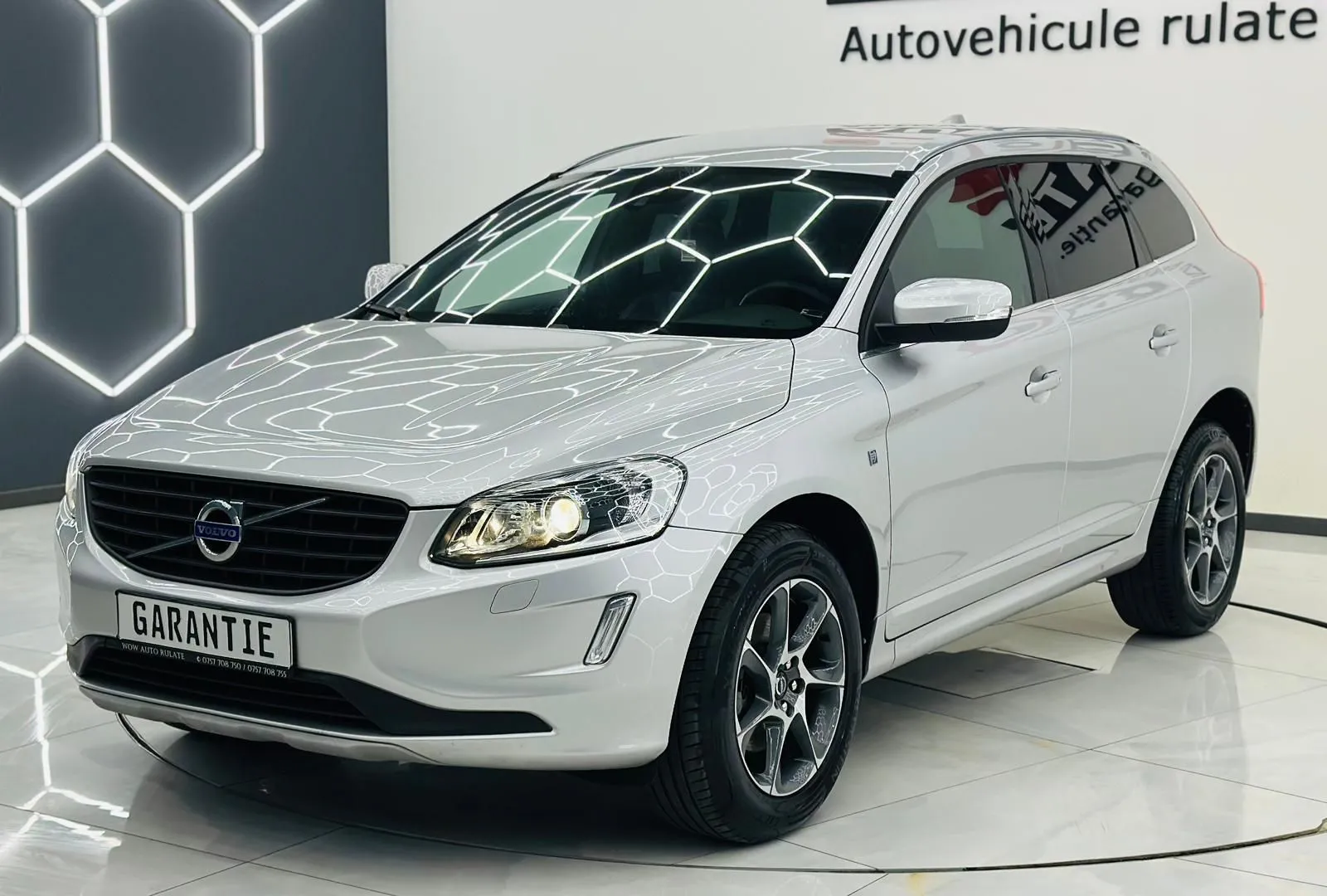 VOLVO Xc-60 2017 2.0D E6 Garantie 12 Luni Rate Avans 0 Doar Cu Buletinul 2017 - WOW Auto Rulate