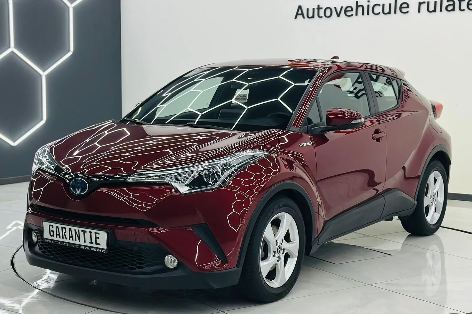 TOYOTA C-HR 2019 1.8i Hybrid E6 Garantie 12 Luni Rate Avans 0 Doar cu Buletinul 2019 - WOW Auto Rulate
